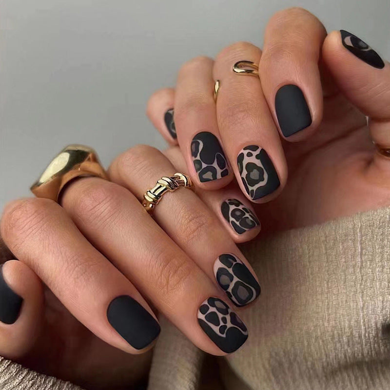Matte Black with Leopard Print Design, 24 Pieces, Press-On Nails