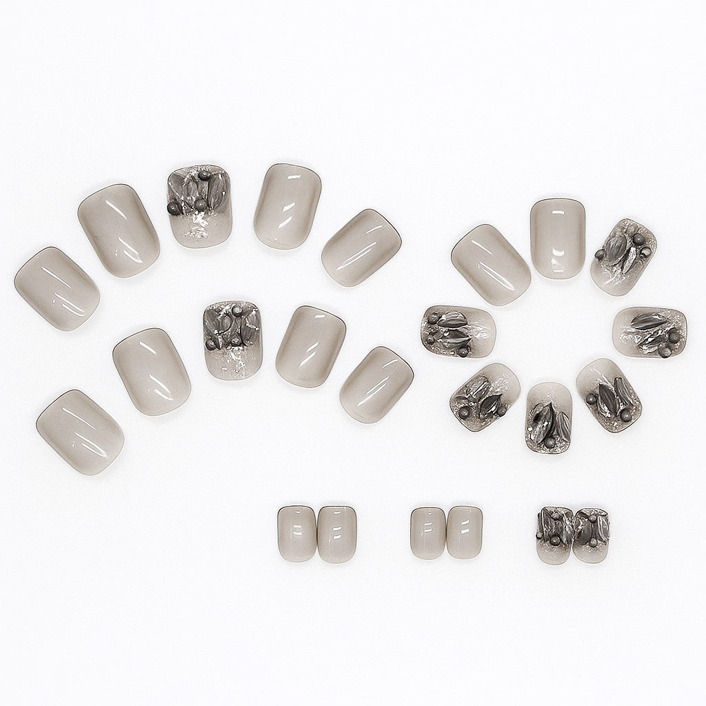 Short Oval Press-On Nail Set – Smoky Gray Cat Eye with 3D Black Gem Design | Glossy Reusable False Nails (Set of 12-Piece )